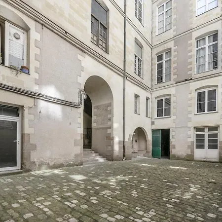 Bourse - Ambiance Boheme Chic A * Nantes